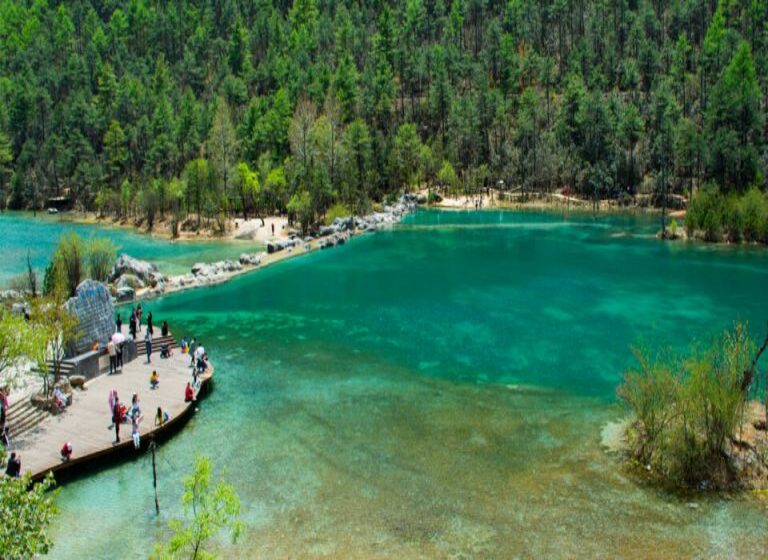 How to travel with paper map